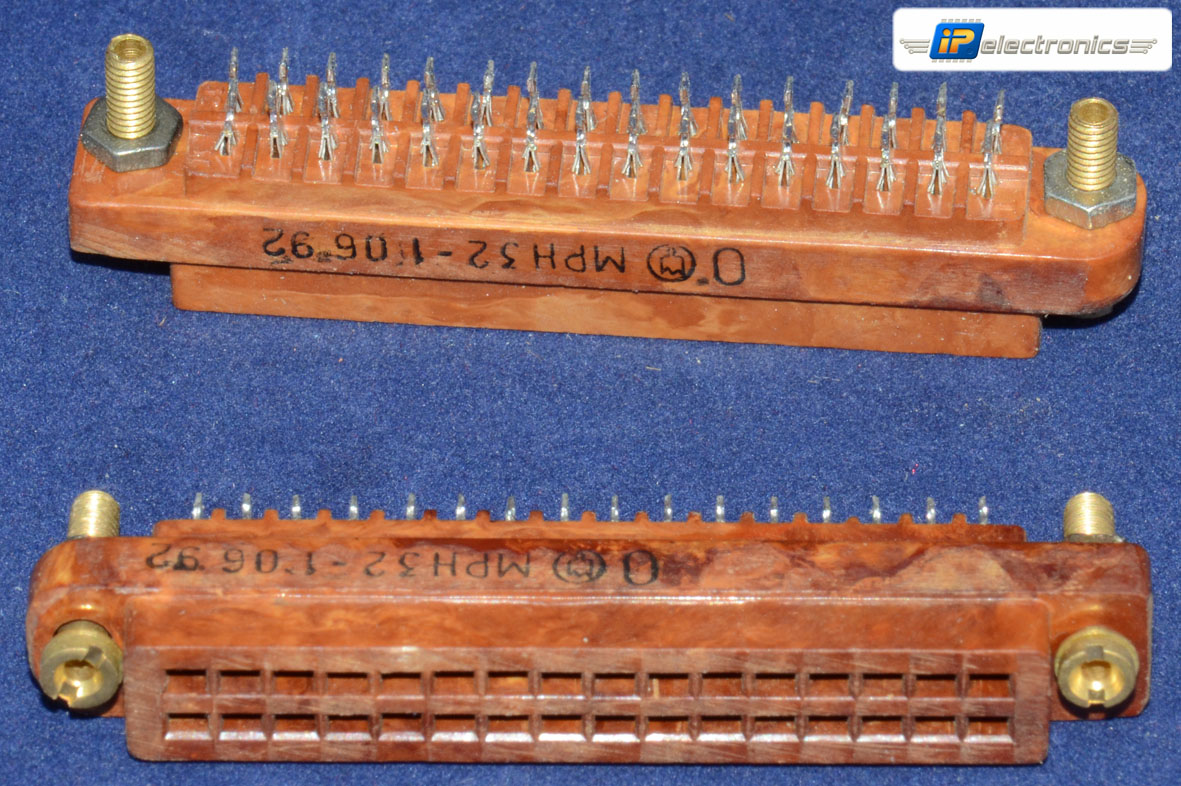 МРН32-1 Розетка карболитовый корпус, 1992г, фото