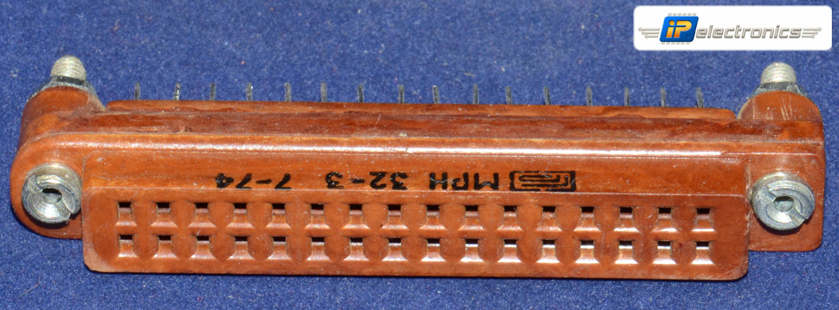 МРН32-3 Розетка карболитовый корпус, "1", фото