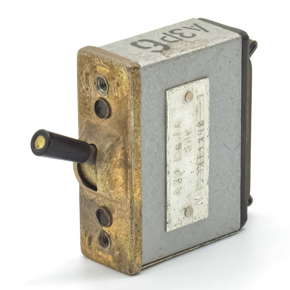 АЗР-6 6A(Ампер) 30V(Вольт) Автоматический выключатель "1", фото