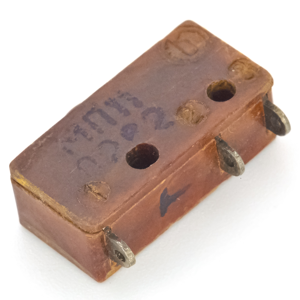 МП11 под пайку кнопка 0,2A(Ампер) 30VDC(Вольт) 250VAC(Вольт) Микропереключатель, фото