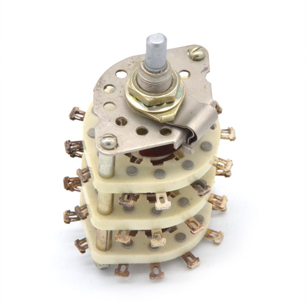 ПГК-4П6Н-К13 4 положения 6 направлений 3A(Ампер) 350V(Вольт) вал ВС-3 (сплошной с прямой лыской) Переключатель галетный, АГ0.360.204ТУ , фото