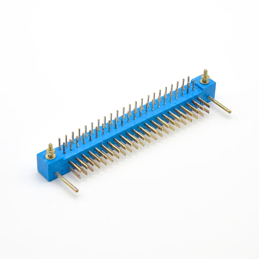 МРН44-1 Вилка пластмассовый корпус, фото