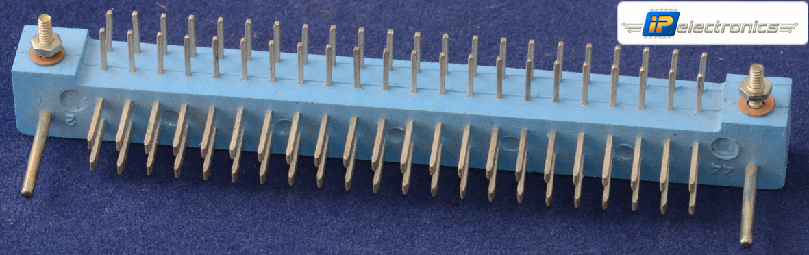 МРН44-1 Вилка пластмассовый корпус, 1992г, фото