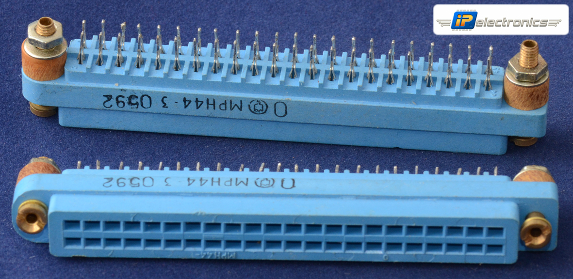 МРН44-3 Розетка пластмассовый корпус, 1992, фото