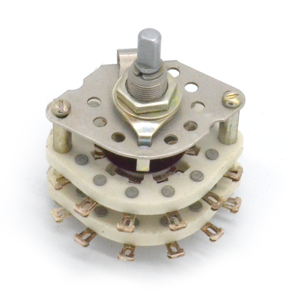 ПГК-5П4Н-К8 5 положений 4 направления 3A(Ампер) 350V(Вольт) вал ВС-3 (сплошной с прямой лыской) Переключатель галетный, УС0.360.059ТУ , фото